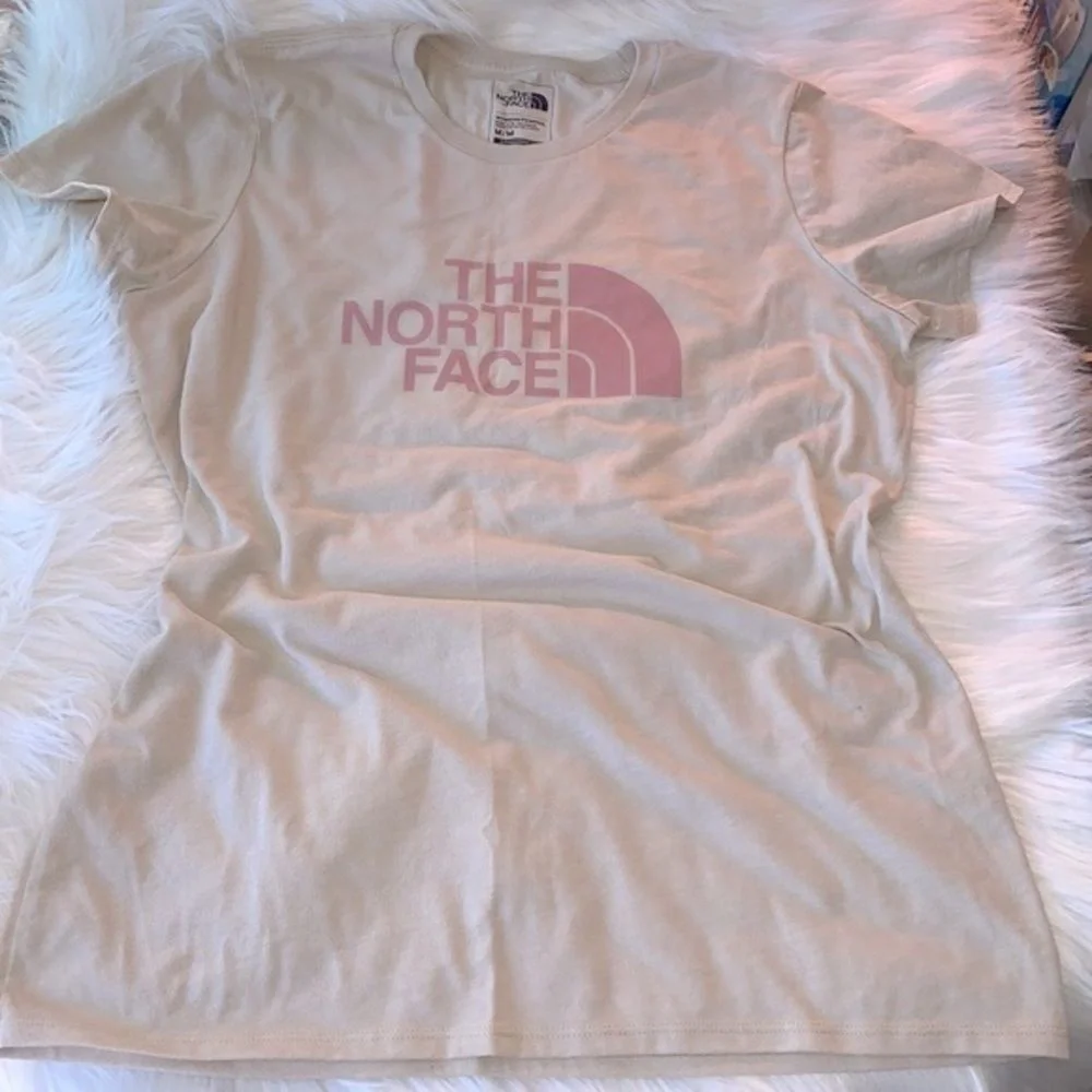 THE NORTH FACE Women's Short Sleeve Cotton Tee - Picture 1 of 4